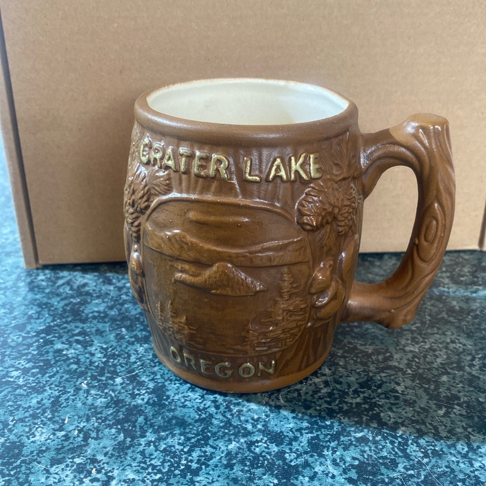 Crater Lake Oregon Collectors cup-Picture of lake with pine cones & squirrels